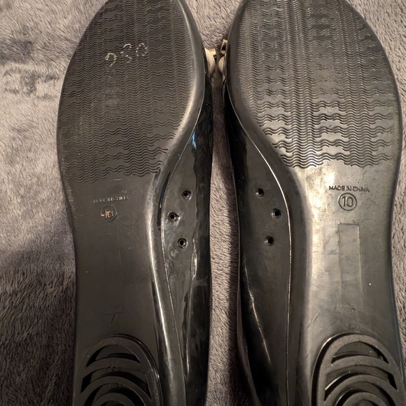 Kate Spade Rubber Flats - Picture 3 of 5